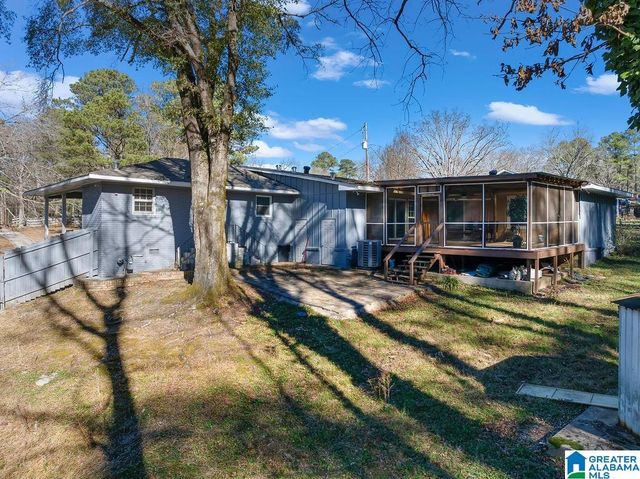 1101 S WALSTON BRIDGE ROAD, Jasper, AL 35501