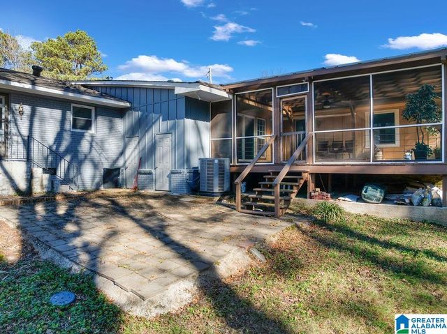 1101 S WALSTON BRIDGE ROAD, Jasper, AL 35501