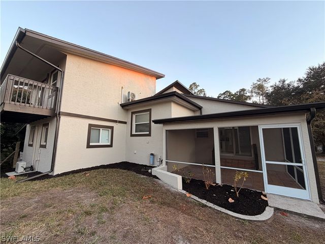 3711 4th AVE NE, Naples, FL 34120