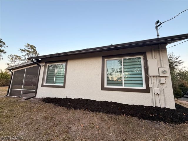 3711 4th AVE NE, Naples, FL 34120