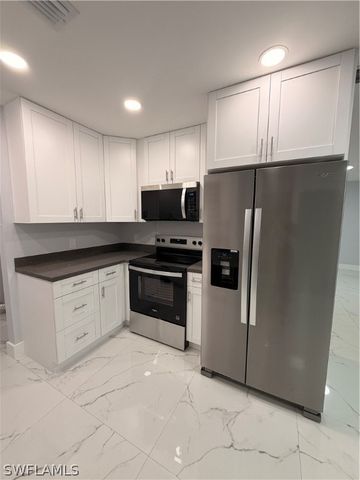 3711 4th AVE NE, Naples, FL 34120