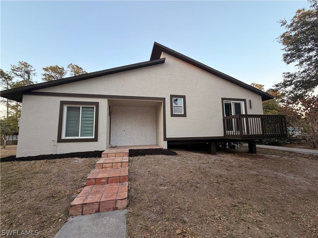 3711 4th AVE NE, Naples, FL 34120