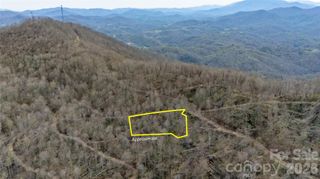 000 Tyler Lane, Bakersville, NC 28705