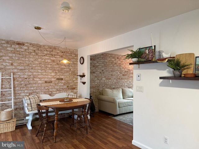 620 BERNHARD AVE, Mount Joy, PA 17552