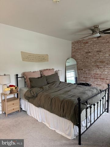 620 BERNHARD AVE, Mount Joy, PA 17552