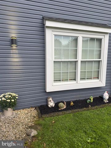 620 BERNHARD AVE, Mount Joy, PA 17552