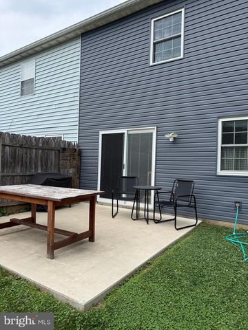 620 BERNHARD AVE, Mount Joy, PA 17552