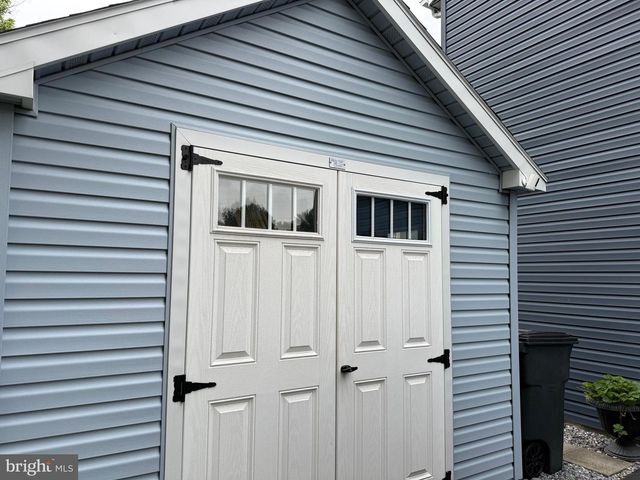 620 BERNHARD AVE, Mount Joy, PA 17552