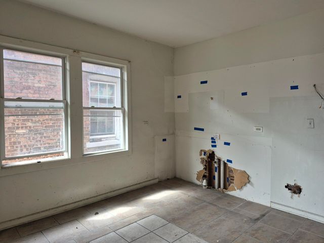 1113 W 11th Avenue, Gary, IN 46407