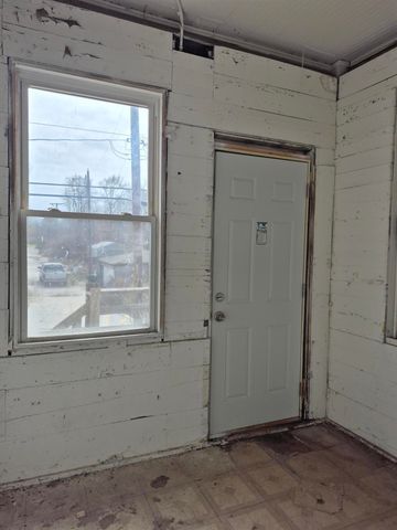 1113 W 11th Avenue, Gary, IN 46407