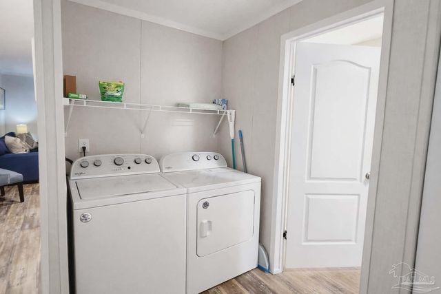 9429 Gulf Beach Hwy, Pensacola, FL 32507