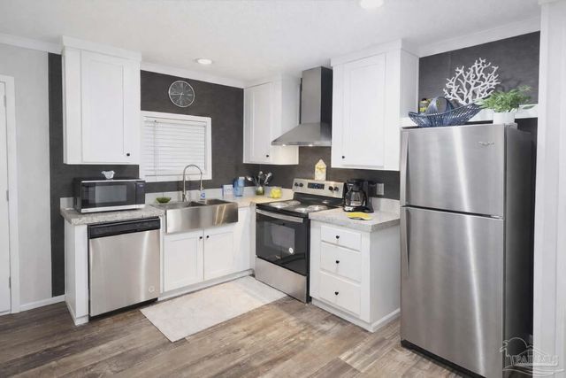 9429 Gulf Beach Hwy, Pensacola, FL 32507