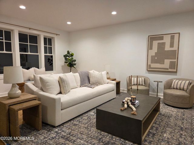 11 Lauriston Court, Rumson, NJ 07760