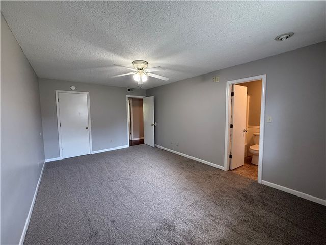 415 Rodric Circle, Siloam Springs, AR 72761