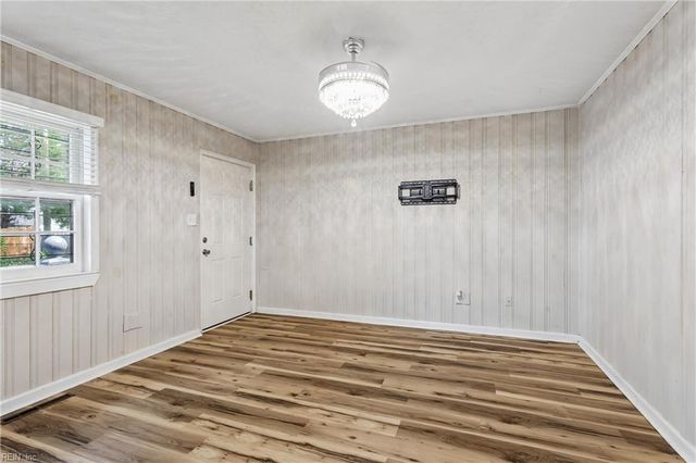 461 Dare AVE, Hampton, VA 23661