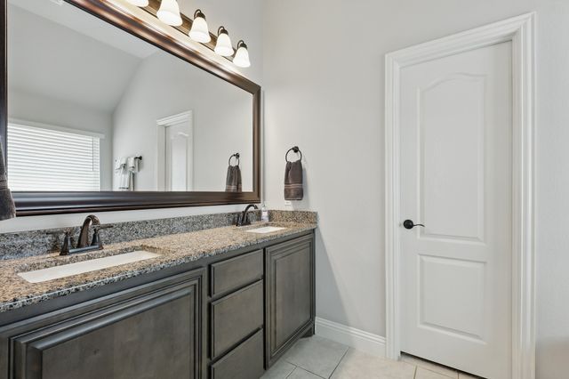 1115 Wyndbrook Drive, Justin, TX 76247