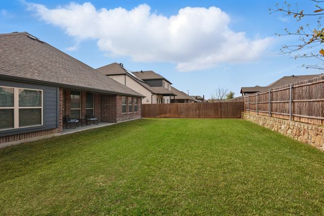 1115 Wyndbrook Drive, Justin, TX 76247
