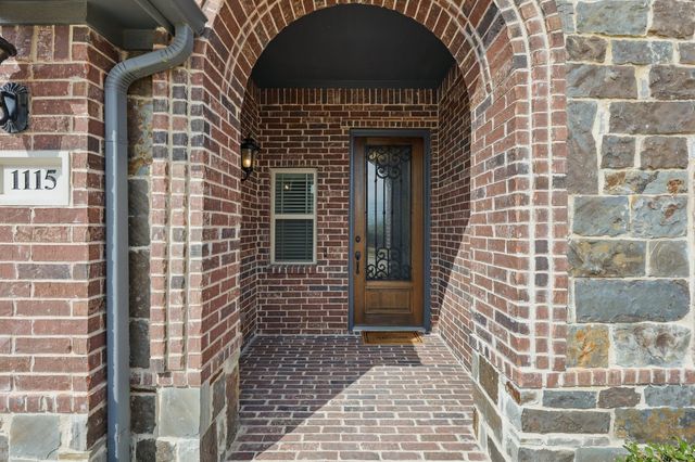 1115 Wyndbrook Drive, Justin, TX 76247