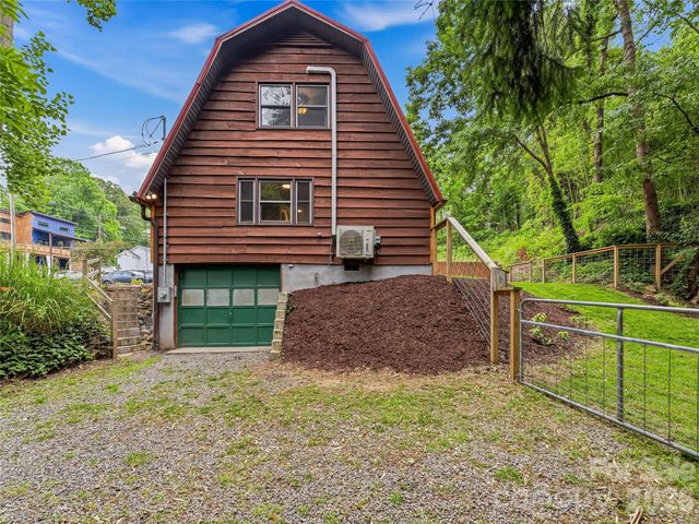 355 London Road, Asheville, NC 28803