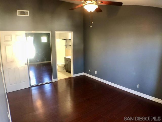 13212 Salmon River Rd 205, San Diego, CA 92129