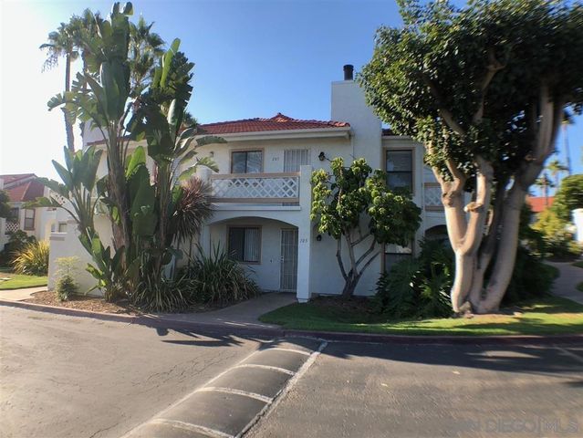 13212 Salmon River Rd 205, San Diego, CA 92129