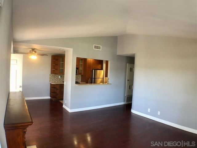 13212 Salmon River Rd 205, San Diego, CA 92129
