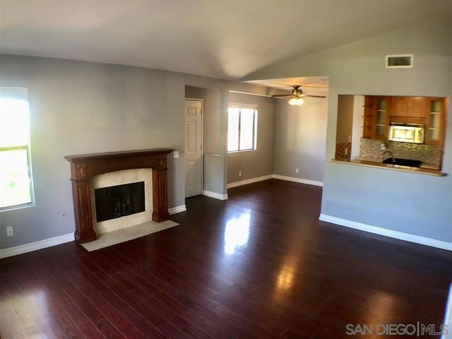 13212 Salmon River Rd 205, San Diego, CA 92129