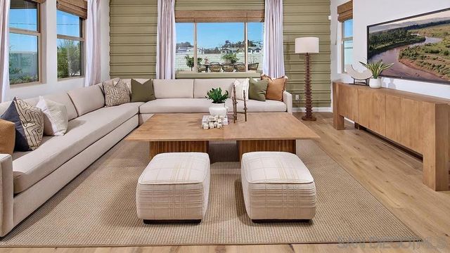 111 Metz Way, Oceanside, CA 92057