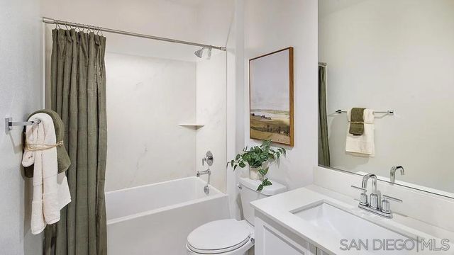 111 Metz Way, Oceanside, CA 92057