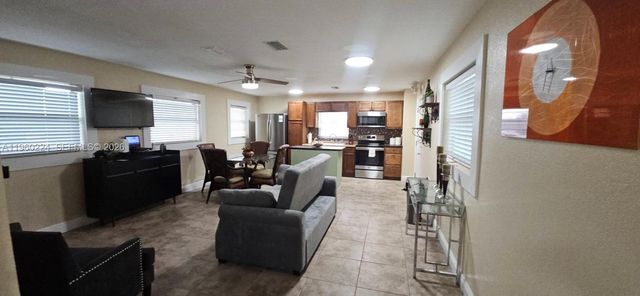 106 Washington, Lake Placid, FL 33852