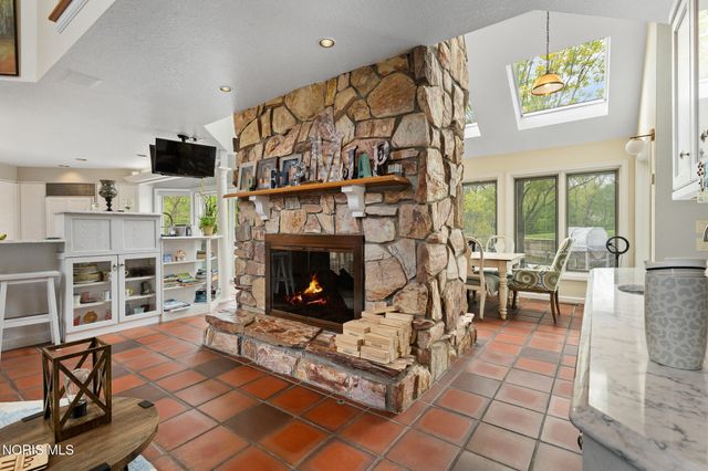 14951 Stonehaven Drive, Perrysburg, OH 43551