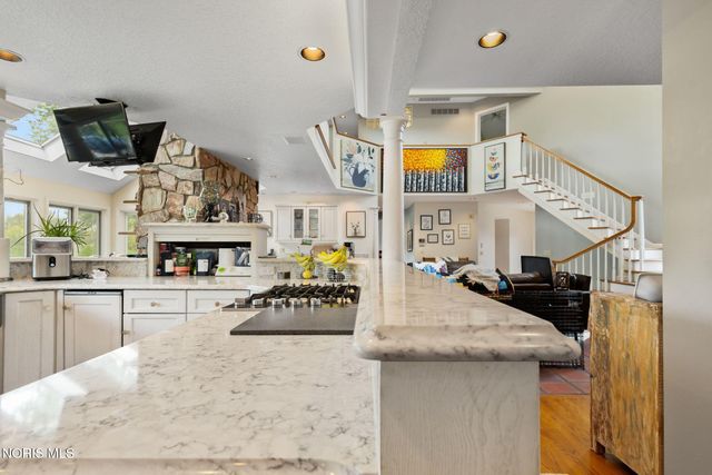14951 Stonehaven Drive, Perrysburg, OH 43551