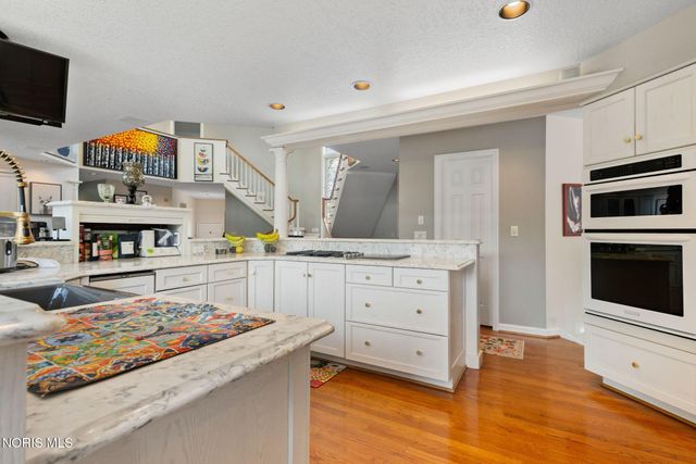 14951 Stonehaven Drive, Perrysburg, OH 43551