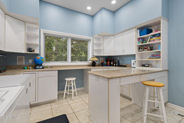 14951 Stonehaven Drive, Perrysburg, OH 43551