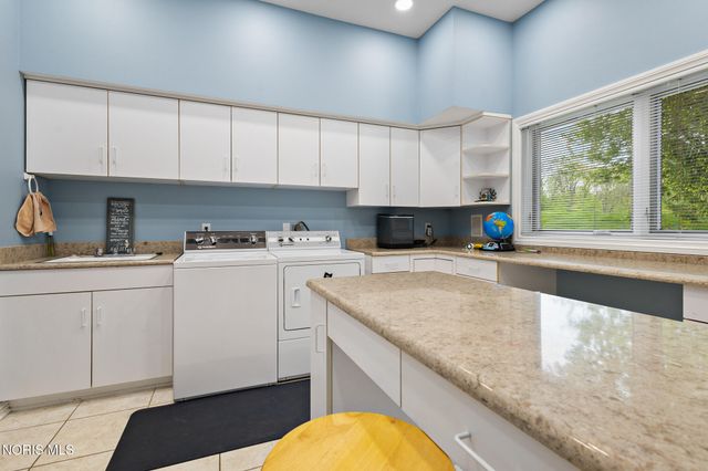 14951 Stonehaven Drive, Perrysburg, OH 43551