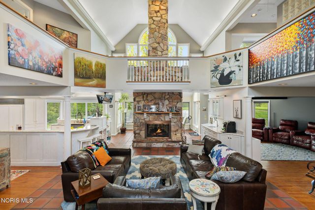 14951 Stonehaven Drive, Perrysburg, OH 43551