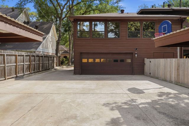 15007 Benfer Road, Houston, TX 77069