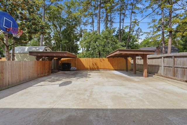 15007 Benfer Road, Houston, TX 77069