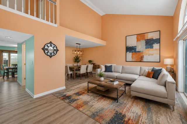 1311 Trinity Drive, Carol Stream, IL 60188
