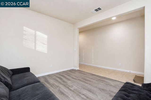 1410 Big Redwood Drive, Oakley, CA 94561