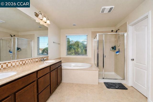 1410 Big Redwood Drive, Oakley, CA 94561