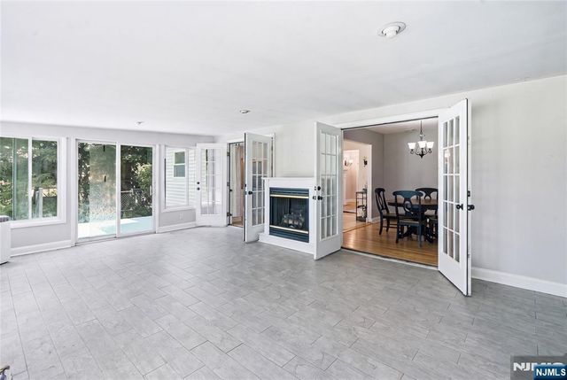574 Baylor Avenue, River Vale, NJ 07675