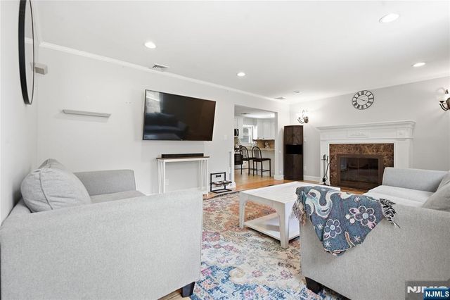 574 Baylor Avenue, River Vale, NJ 07675