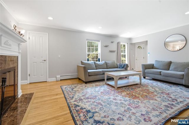 574 Baylor Avenue, River Vale, NJ 07675