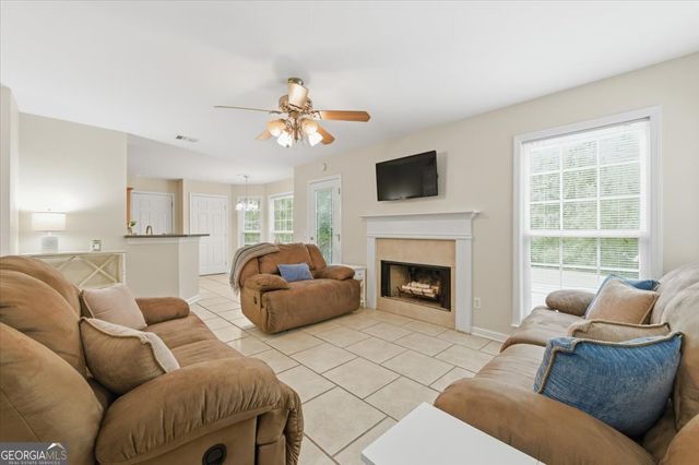 1422 Pelican Lane SE, Townsend, GA 31331