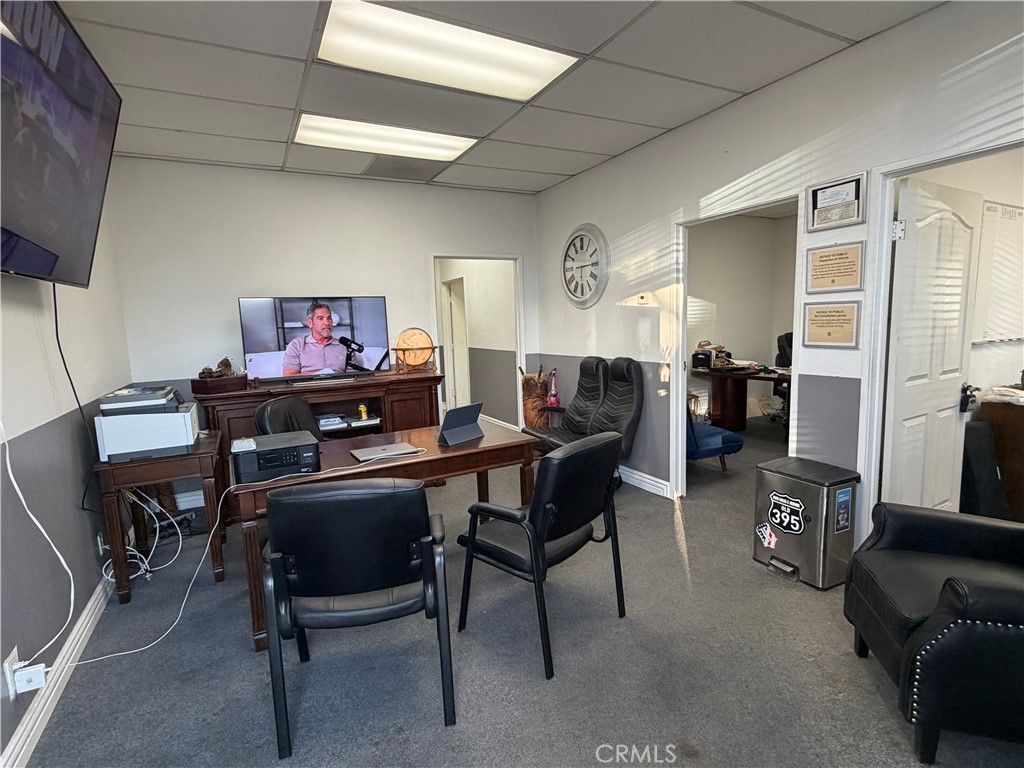 27488 Enterprise Cir W 2, Temecula, CA 92590 — photo 2