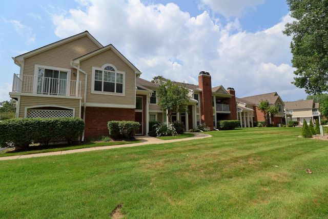 56222 Troon N Drive, Shelby Twp, MI 48316