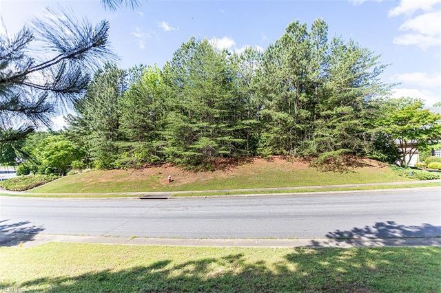 3232 Oak Branch LN, Toano, VA 23168