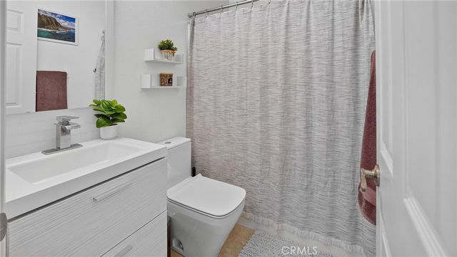 35211 Lilac Lane, Winchester, CA 92596