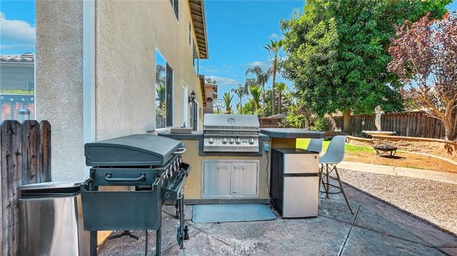 35211 Lilac Lane, Winchester, CA 92596